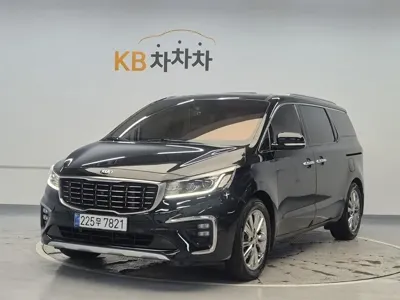 Kia Canival · 2019 год