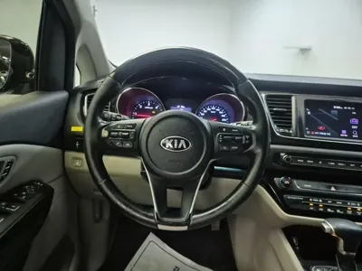 Kia Canival 2019, 209940 км, за 6557.7 USD - фото 20