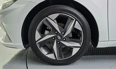 Hyundai Avante 2023, 103951 км, за 10502.82 USD