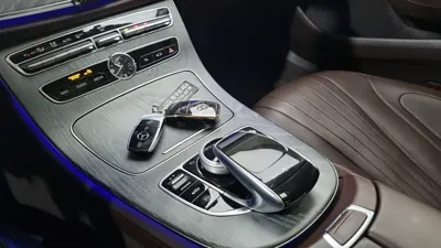 Mercedes-Benz CLS-Class 2020, 74000 км, за 31508.47 USD - фото 12