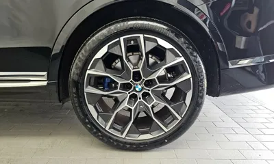BMW X7 2024, 57076 км, за 68859.13 USD - фото 21