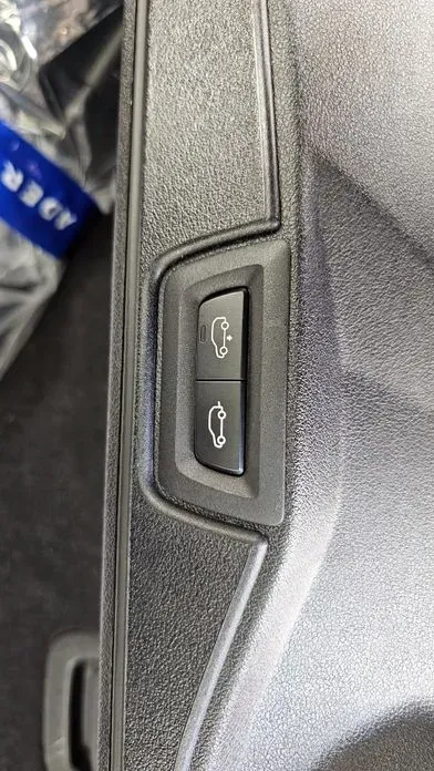 BMW X7 2024, 57076 км, за 68859.13 USD - фото 40