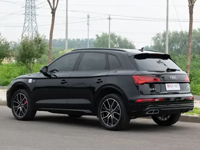 Audi Q5L 2024, 20000 км, за 32109.13 USD
