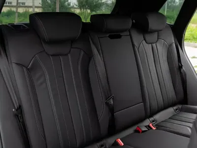 Audi Q5L 2024, 20000 км, за 32109.13 USD - фото 6