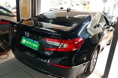 Honda Accord 2018, 100700 км, за 13639 USD - фото 6