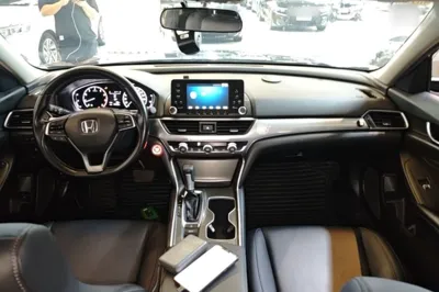 Honda Accord 2018, 100700 км, за 13639 USD - фото 12