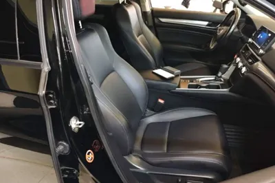 Honda Accord 2018, 100700 км, за 13639 USD - фото 19