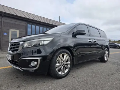 Kia Canival 2015, 174000 км, за 5513.98 USD