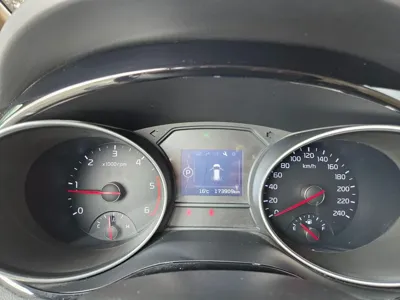 Kia Canival 2015, 174000 км, за 5472.32 USD - фото 11