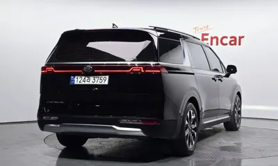 Kia Canival 2021, 118080 км, за 16385.86 USD