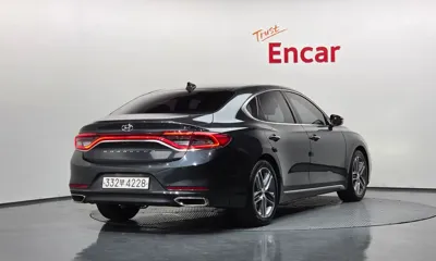 Hyundai Grandeur 2017, 105420 км, за 9836.29 USD