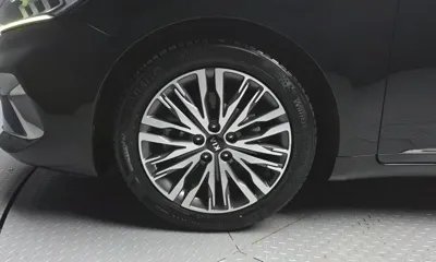 Kia K7 2020, 88249 км, за 12994.86 USD