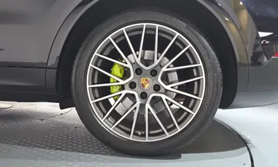 Porsche Cayenne 2021, 51136 км, за 53745.96 USD - фото 21