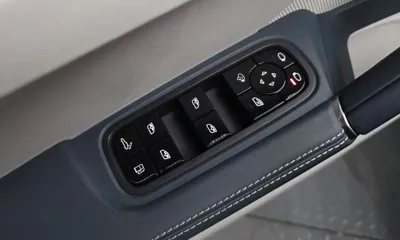 Porsche Cayenne 2021, 51136 км, за 53745.96 USD - фото 28