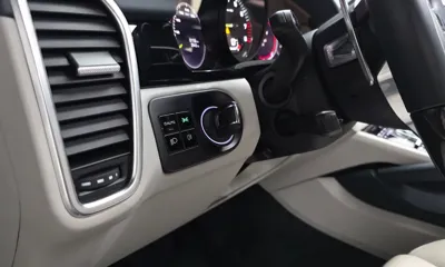 Porsche Cayenne 2021, 51136 км, за 53745.96 USD - фото 31