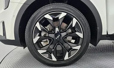 Kia Sorento 2025, 16851 км, за 24429.98 USD