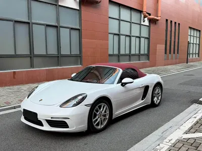 Porsche 718 · 2018 год