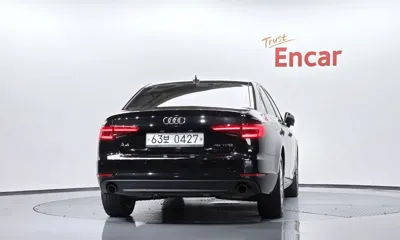 Audi A4 2016, 105854 км, за 7607.98 USD