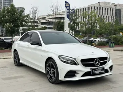 Mercedes-Benz C-Class 2021, 40000 км, за 20365.64 USD