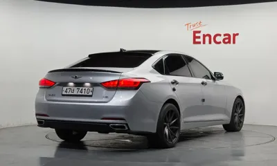 Hyundai Genesis 2016, 108502 км, за 8385.88 USD