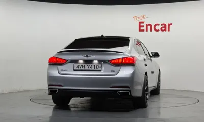 Hyundai Genesis 2016, 108502 км, за 8385.88 USD