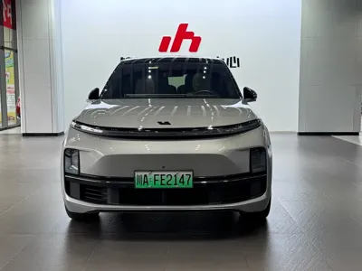Li Auto Li L8 2023, 52000 км, за 24837.66 USD