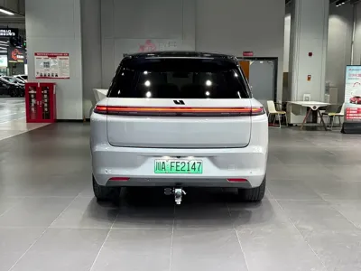 Li Auto Li L8 2023, 52000 км, за 24837.66 USD - фото 6