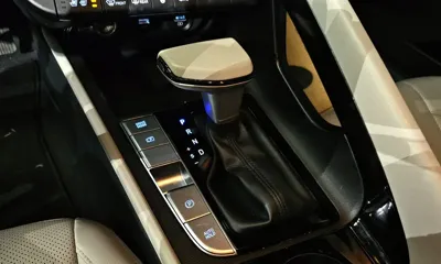 Hyundai Avante 2022, 111520 км, за 9006.62 USD - фото 9