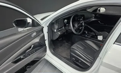 Hyundai Avante 2025, 25921 км, за 16895.27 USD - фото 10