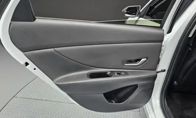 Hyundai Avante 2025, 25921 км, за 16895.27 USD - фото 25
