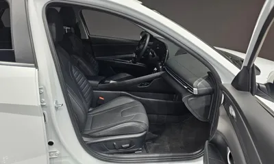 Hyundai Avante 2025, 25921 км, за 16895.27 USD - фото 26
