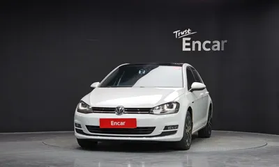 Volkswagen Golf 2015, 90319 км, за 7220.69 USD