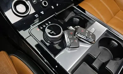 Land Rover Range Rover Velar 2020, 47968 км, за 32119.18 USD - фото 9