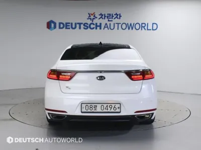 Kia K7 2016, 119052 км, за 7548.9 USD
