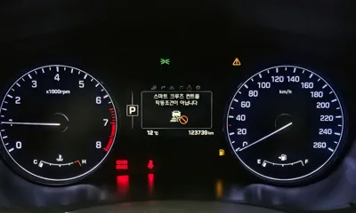 Hyundai Genesis 2016, 123739 км, за 7862.57 USD - фото 8