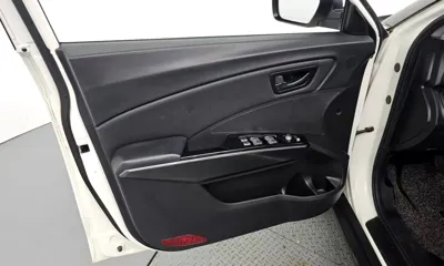 KG_Mobility_Ssangyong TIBOLI 2016, 142441 км, за 3150.85 USD - фото 24
