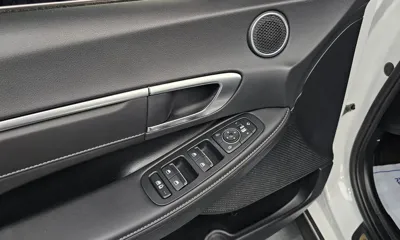 Hyundai Sonata 2022, 81075 км, за 13121.96 USD - фото 13