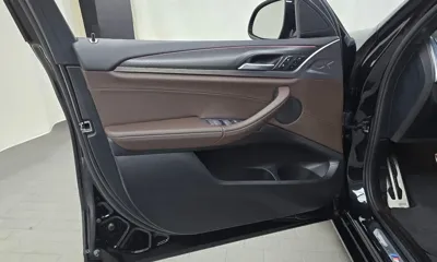 BMW X4 2023, 32247 км, за 39979.18 USD - фото 24