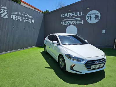 Hyundai Avante · 2017 год