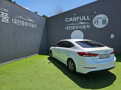 Hyundai Avante 2017, 110000 км, за 4465.16 USD - фото 2