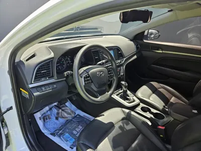 Hyundai Avante 2017, 110000 км, за 4465.16 USD - фото 11