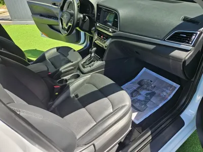 Hyundai Avante 2017, 110000 км, за 4465.16 USD - фото 13