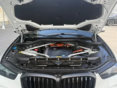 BMW X5 2025, 9950 км, за 69970.26 USD - фото 6