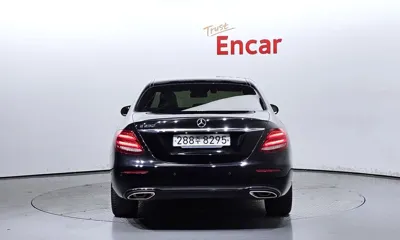 Mercedes-Benz E-Class 2020, 100363 км, за 19491.24 USD