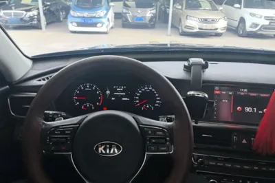 Kia K5 2016, 128500 км, за 6287 USD - фото 12