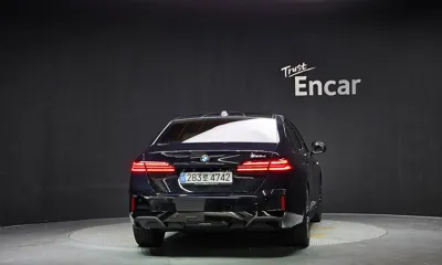 BMW 5-Series 2025, 9023 км, за 44177.5 USD