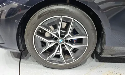 BMW 5-Series 2025, 9023 км, за 44177.5 USD