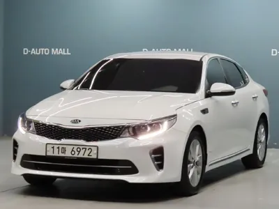 Kia K5 · 2016 год