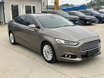 Ford Mondeo 2013, 123000 км, за 4839.94 USD