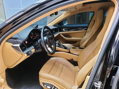 Porsche Panamera 2018, 91382 км, за 39577.13 USD